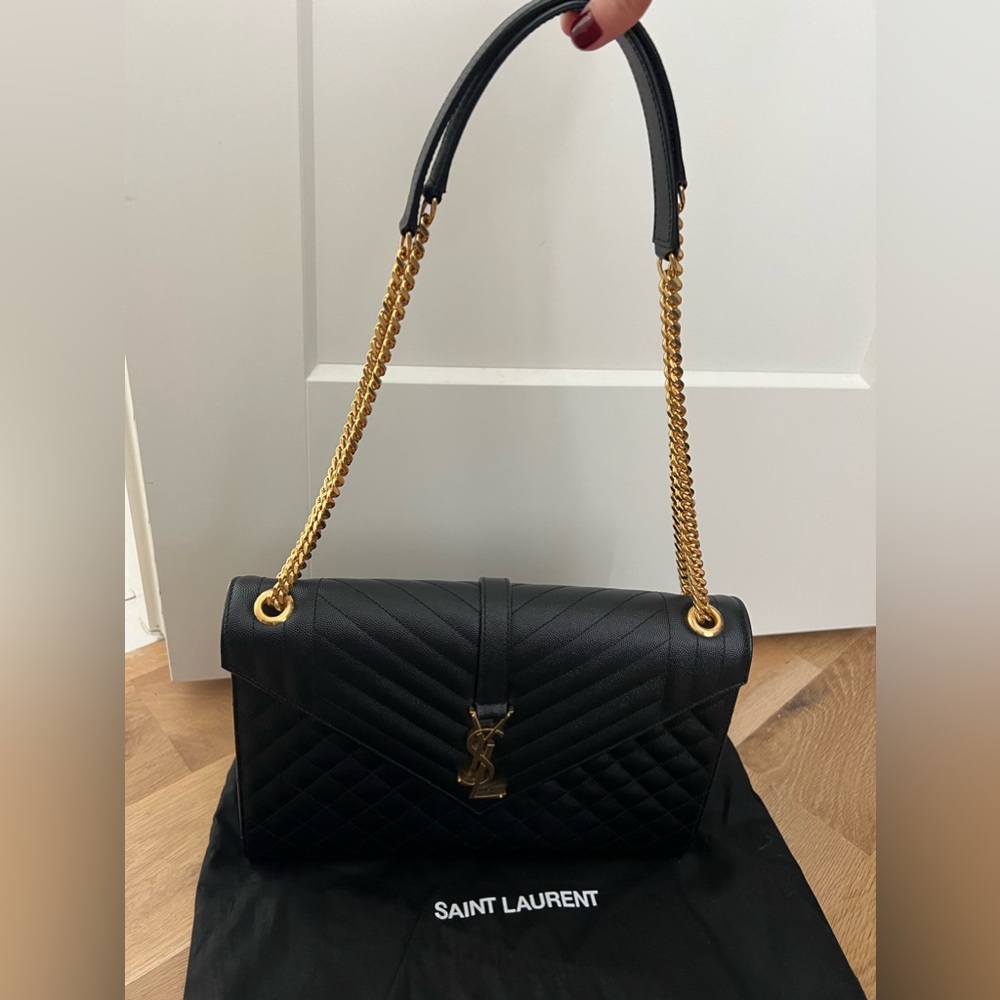 Yves Saint Laurent logo quilted handbag